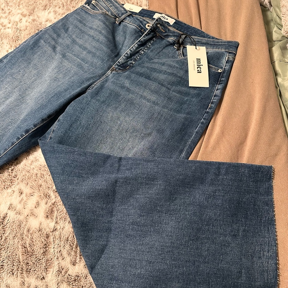 Women's Blue Jeans